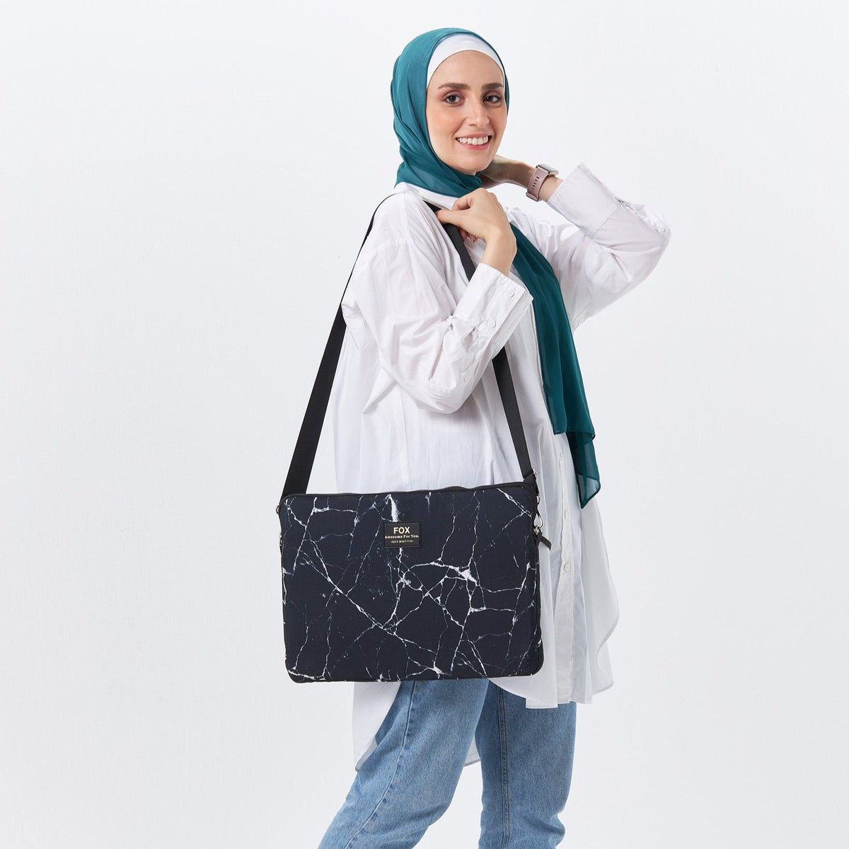 جراب كمبيوتر محمول من BlackMarble